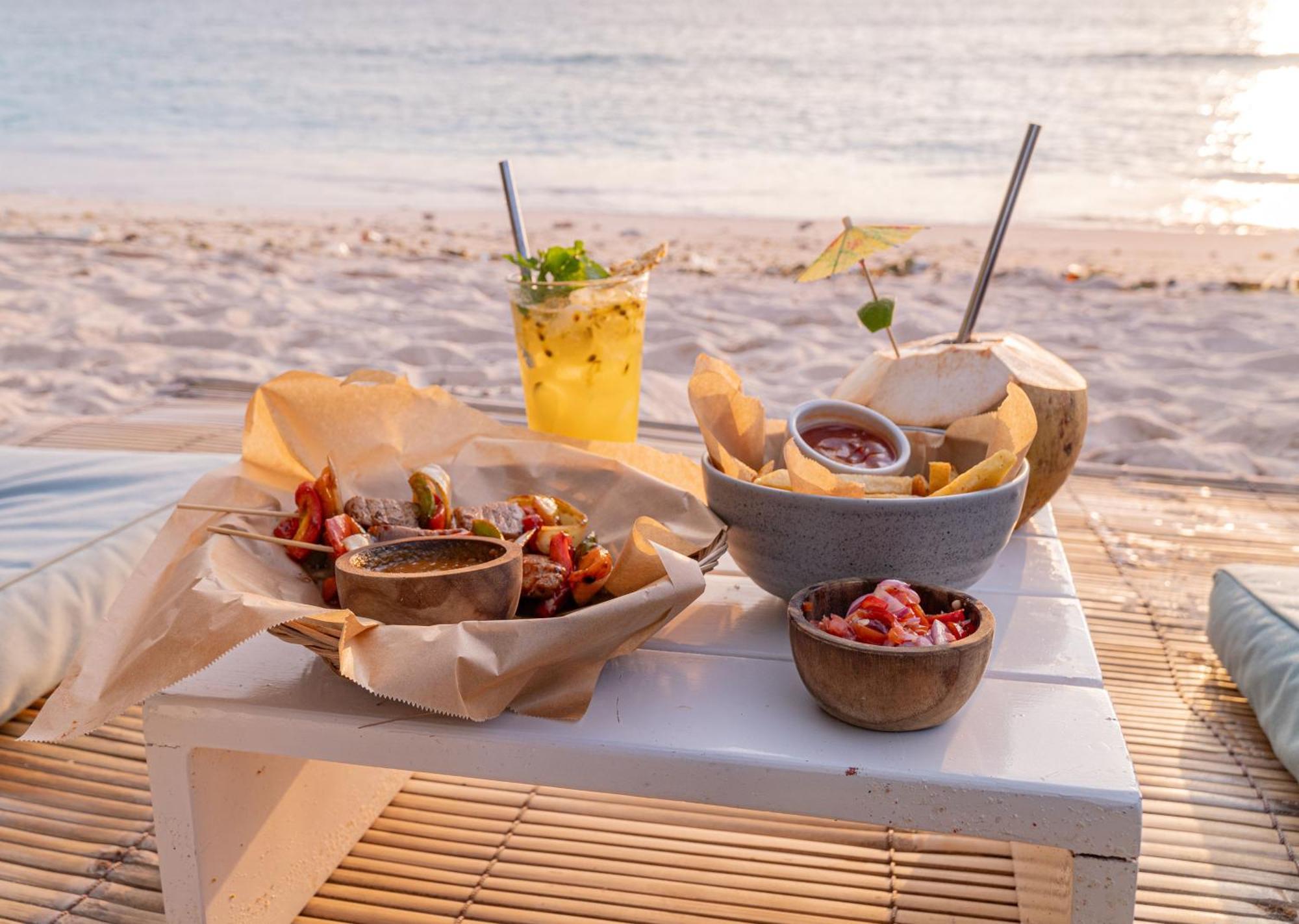 Le Pirate Gili Meno - Adults Only Ξενοδοχείο Εξωτερικό φωτογραφία
